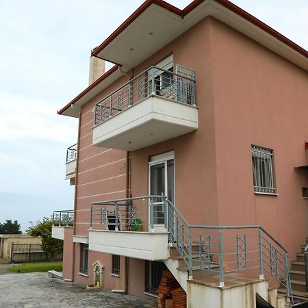 Villa Olympus Leptokaryá Buitenkant foto